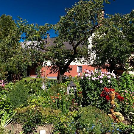 Gasthof Braeuer - Familie Eibensteiner Weisskirchen in Steiermark Luaran gambar