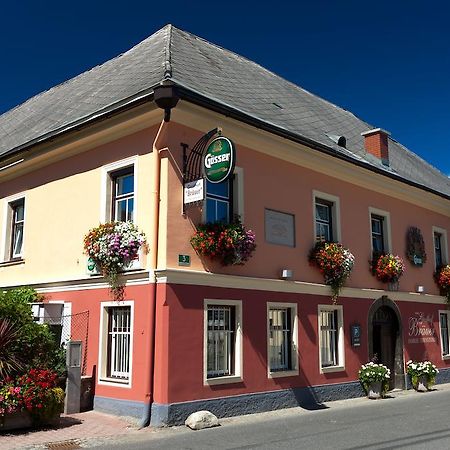 Gasthof Braeuer - Familie Eibensteiner Weisskirchen in Steiermark Luaran gambar